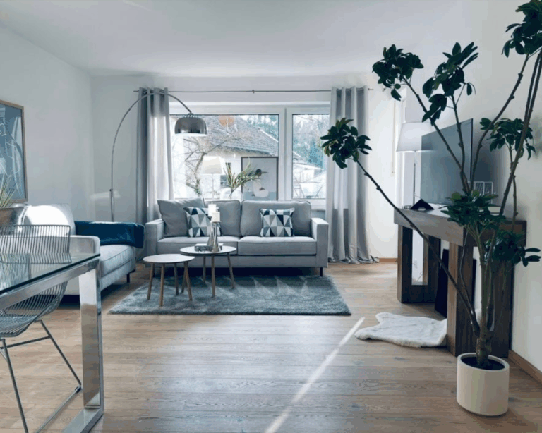 Home Staging für einen Immobilienmarkler von Innenausbau Fuchs, damit die Wohnungn wohnlich und harmonisch eingerichtet ist.